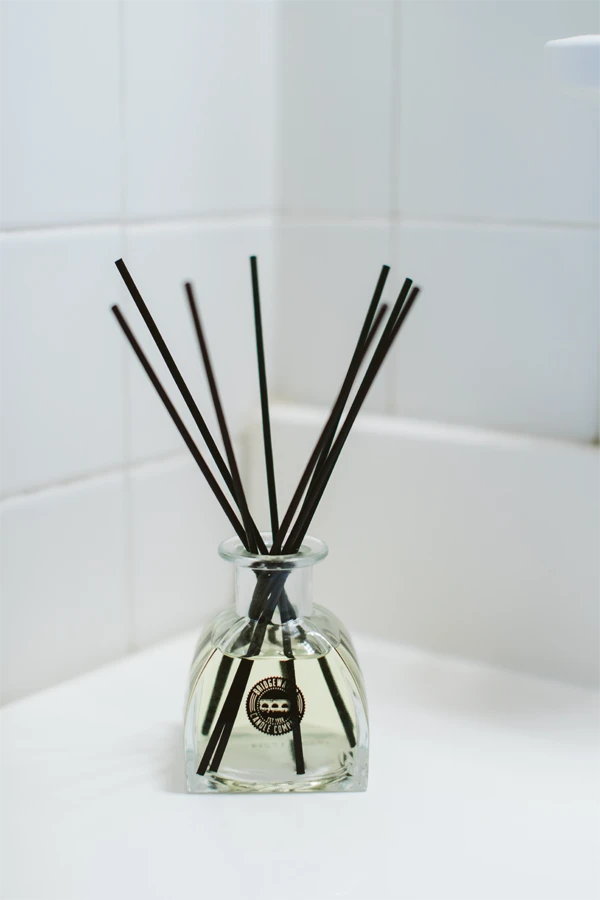 Geurstokjes Blue Door 120ml - Bridgewater 4 Geurstokjes Blue Door 120ml - Bridgewater - Afbeelding 2